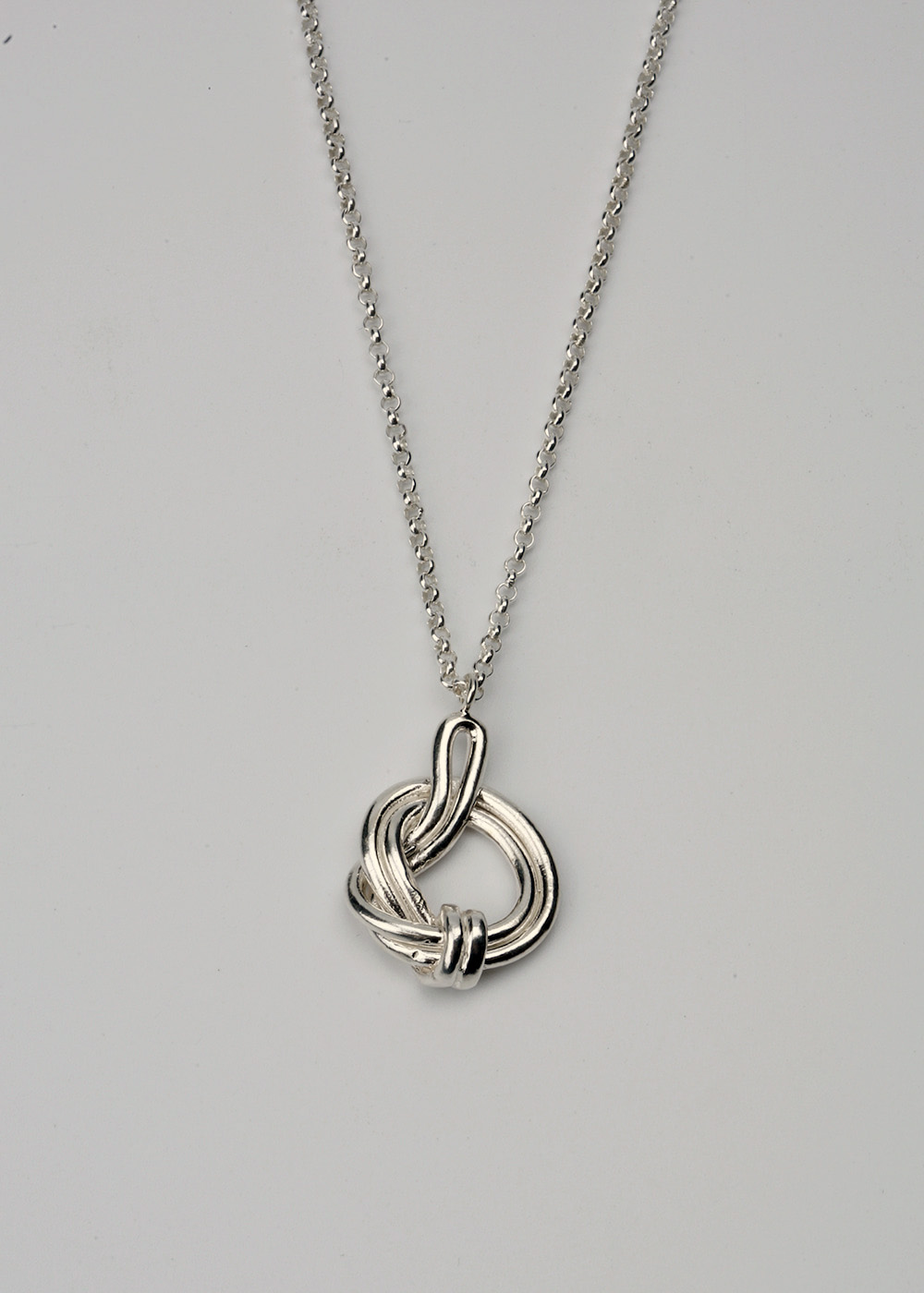 KNOT Necklace 03